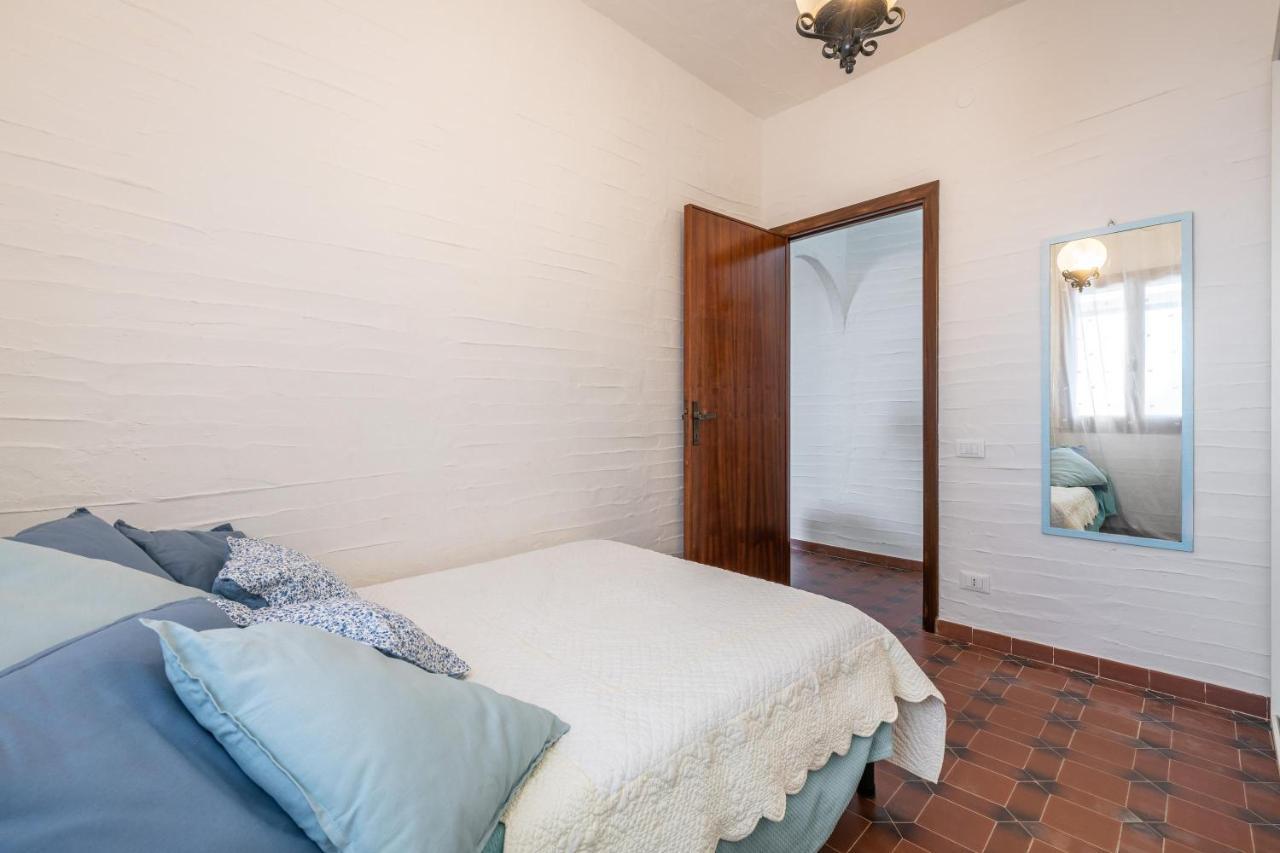 Casa Nicoleup Villa Porto Columbu - Perd'E Sali Exteriör bild